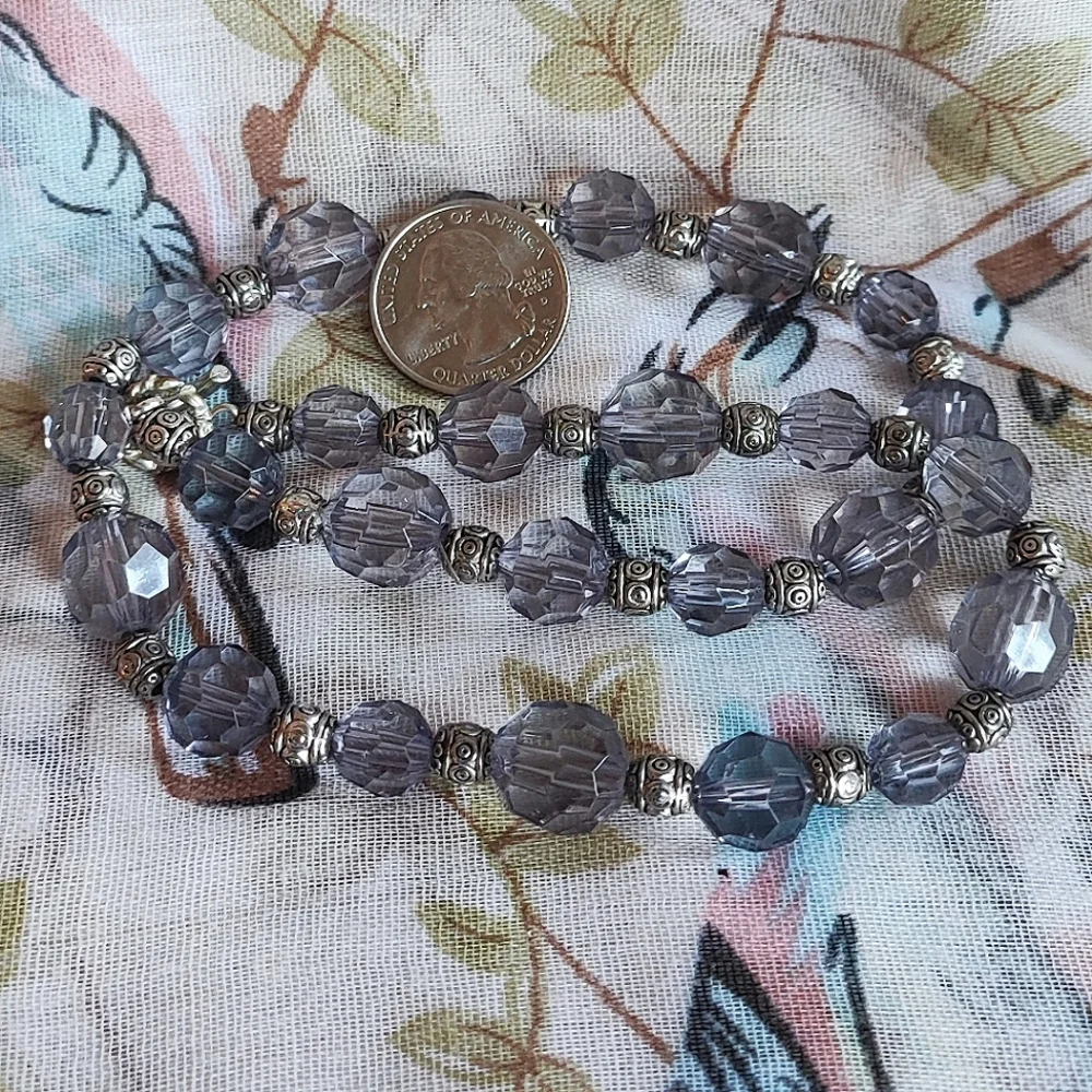 Grey Lavender Plastic Acrylic Lucite Faceted Bead Cut Beaded Vintage Necklace